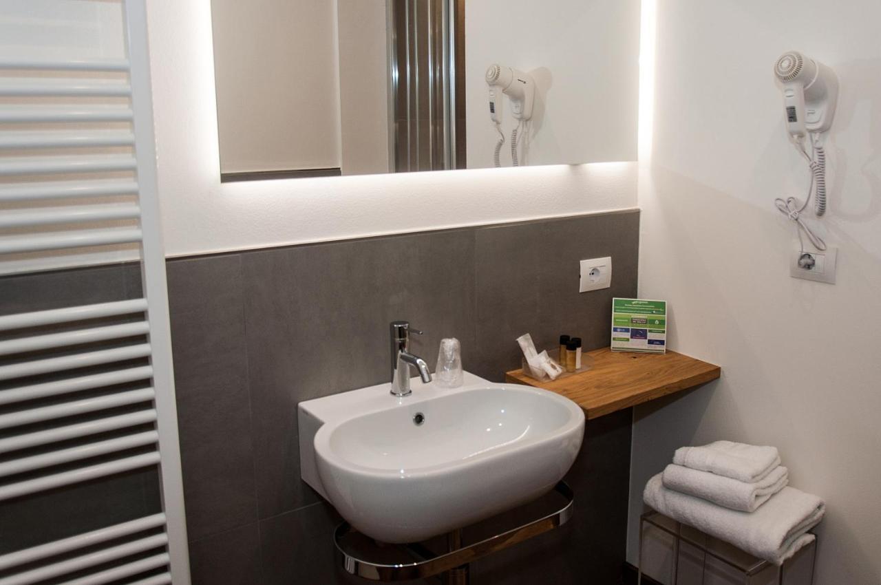 Homy Bnb Empoli Exterior photo